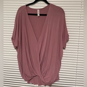 Zenana Outfiters - Purple blouse.